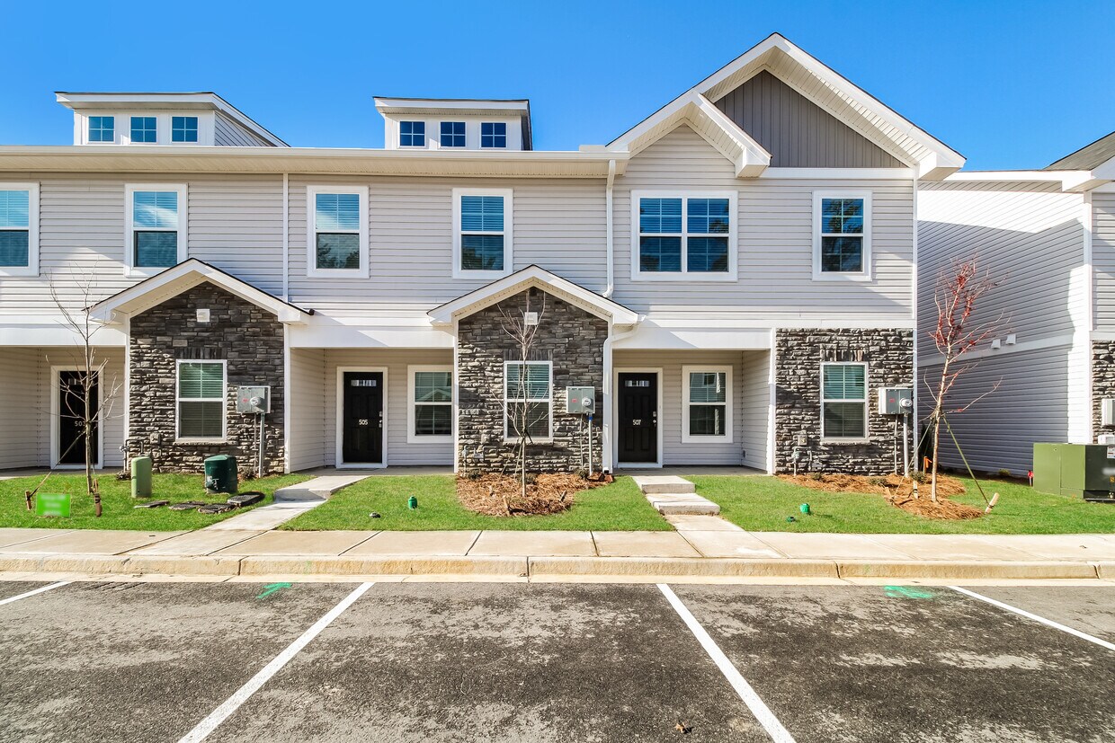 Foto principal - 507 Blue Duck Lane, Columbia, SC