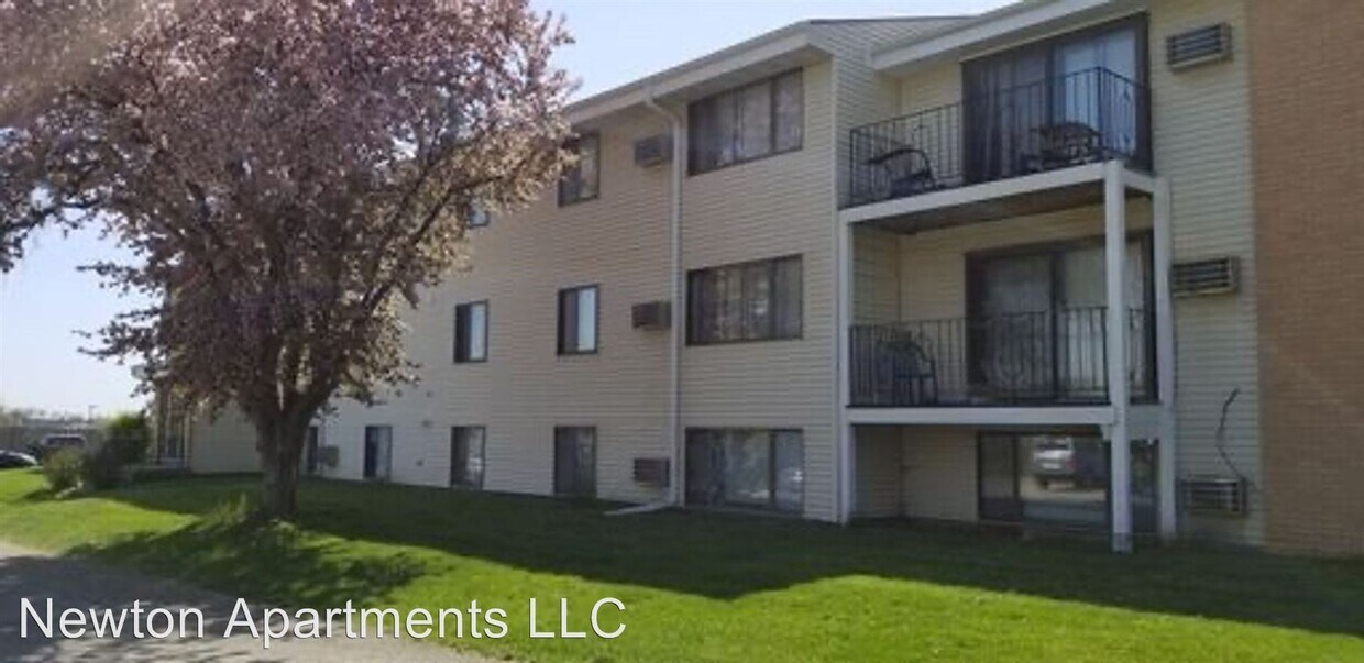 Foto principal - 1650 S 15th Ave W