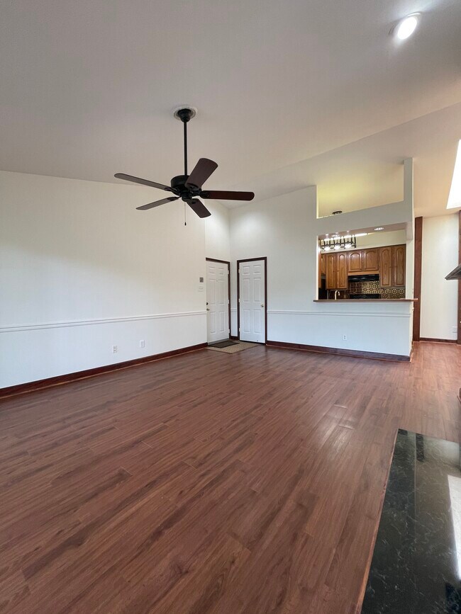 Building Photo - 13701 Modrad Way