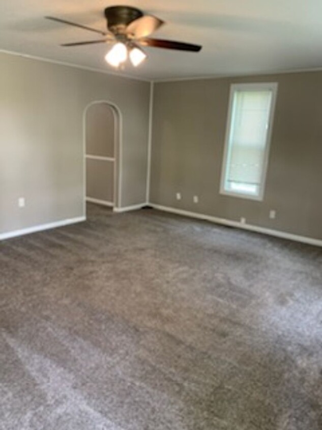 Primary Photo - 311 N Tarr St