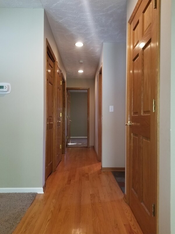 Building Photo - 4711 S 45th St