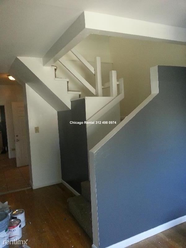 Foto del edificio - 1241 N Ashland Ave