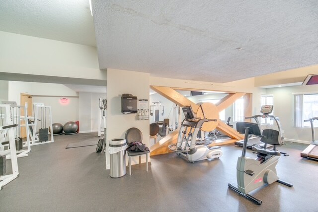 Foto del edificio - 2222 Detroit Ave