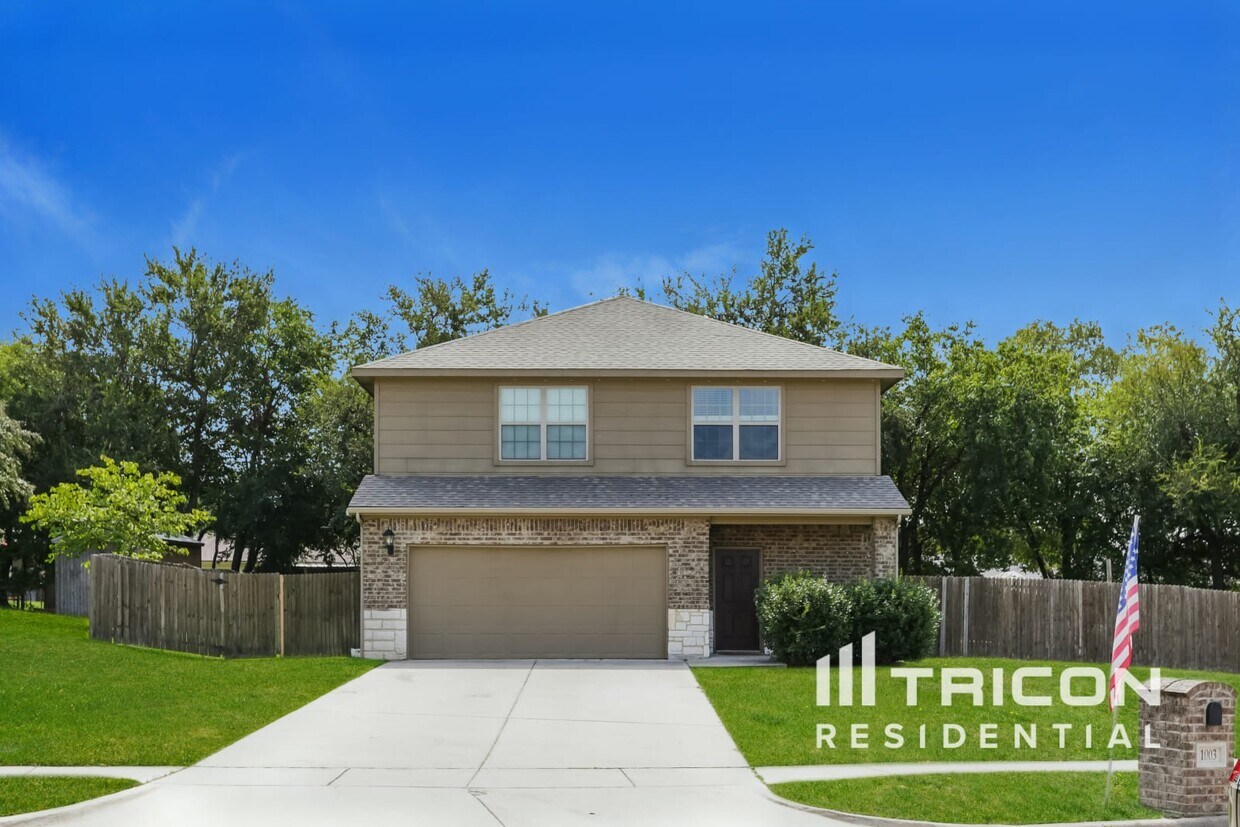 Foto principal - 1003 Hoylake Ct