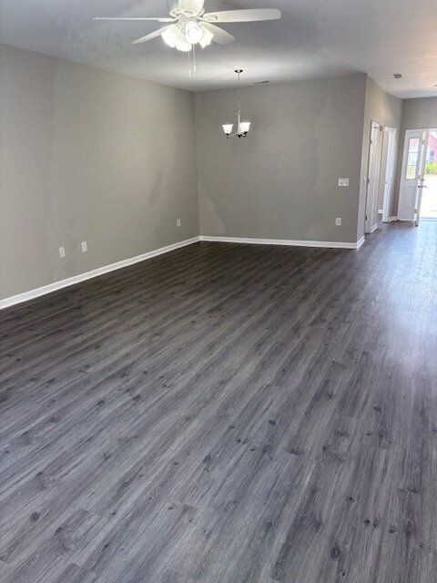 Building Photo - 140 Oak Towne Dr