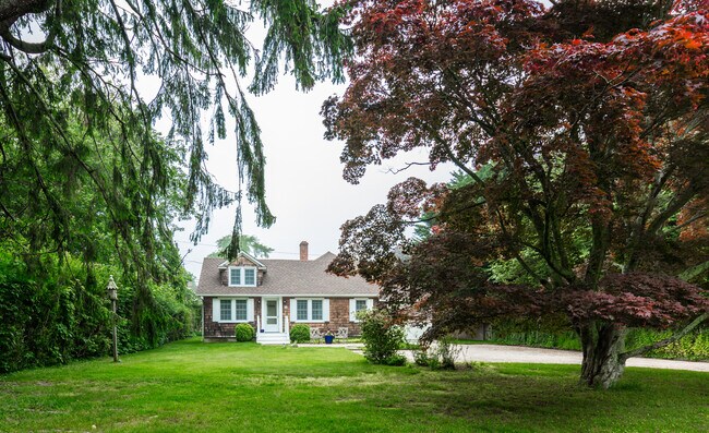 Foto del edificio - 40 Meadow Way