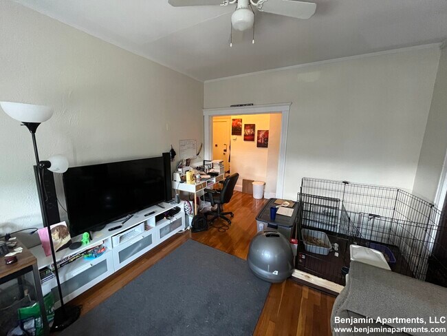 Foto del edificio - 1800 Commonwealth Ave