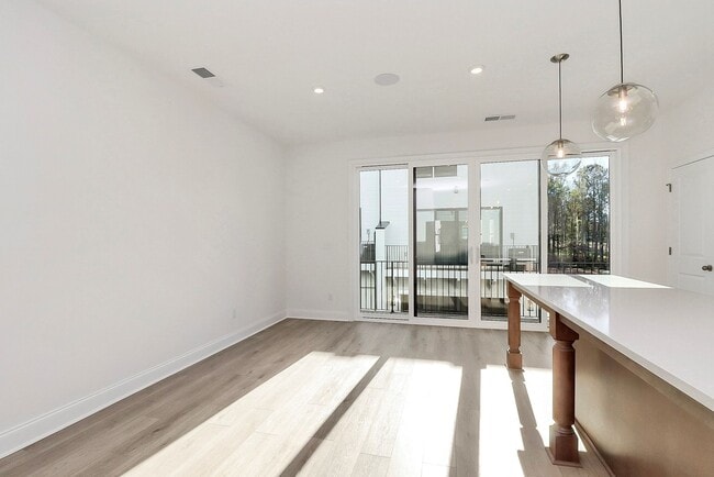 Foto del edificio - Stunning New Construction Townhome for Rent in Ballantyne