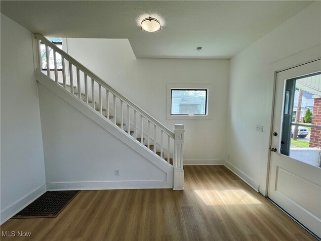 Building Photo - 117 W 29th St