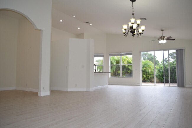 Foto del edificio - 7180 NW Turtle Walk