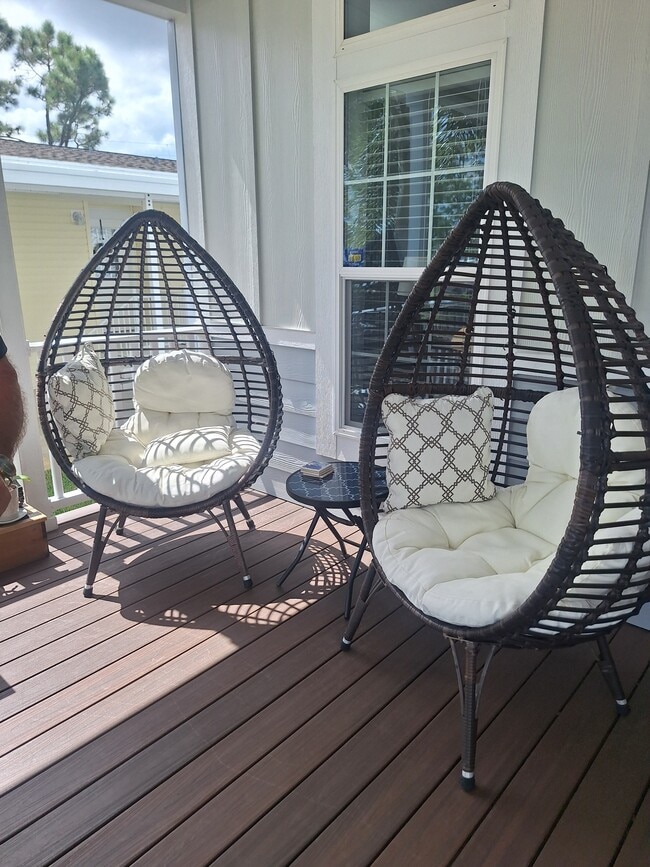 Building Photo - 29201 S Jones Loop Rd