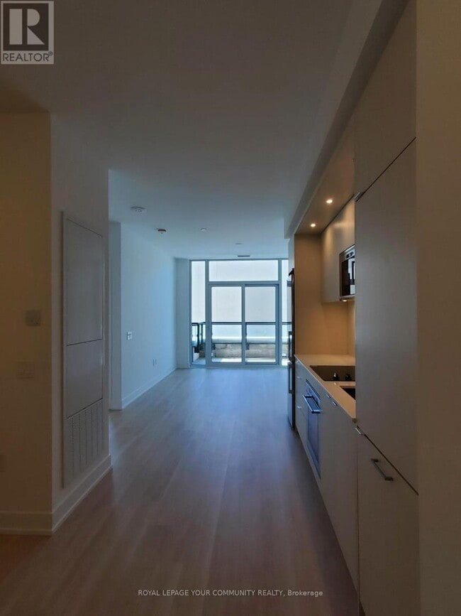 Photo du bâtiment - 30 Inn On The Pk Dr