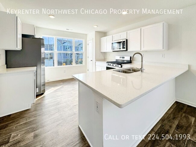 Building Photo - 2241 Sassafras Wy