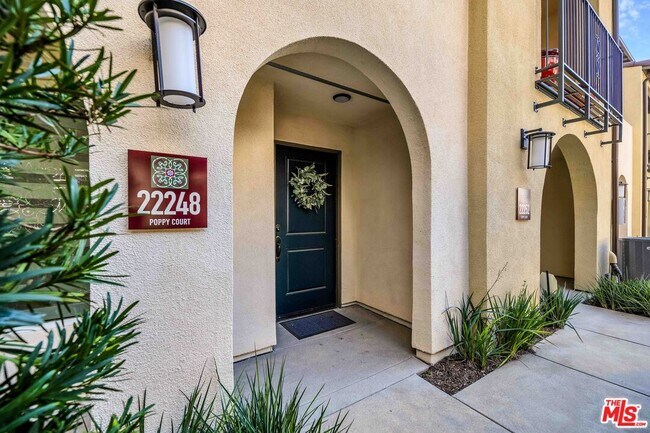 Foto del edificio - 22248 Poppy Ct