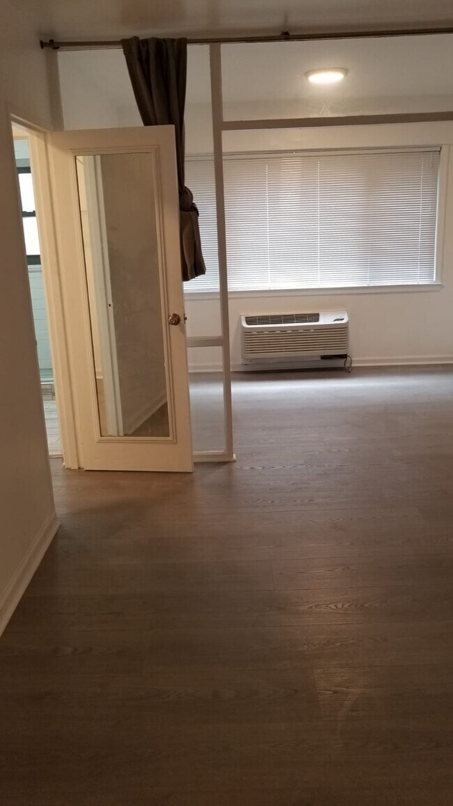 Foto del edificio - 2141 I St NW