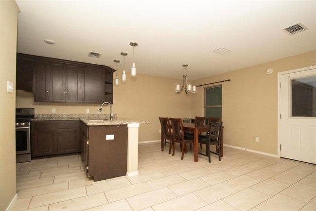 Building Photo - 4316 Ramona Dr