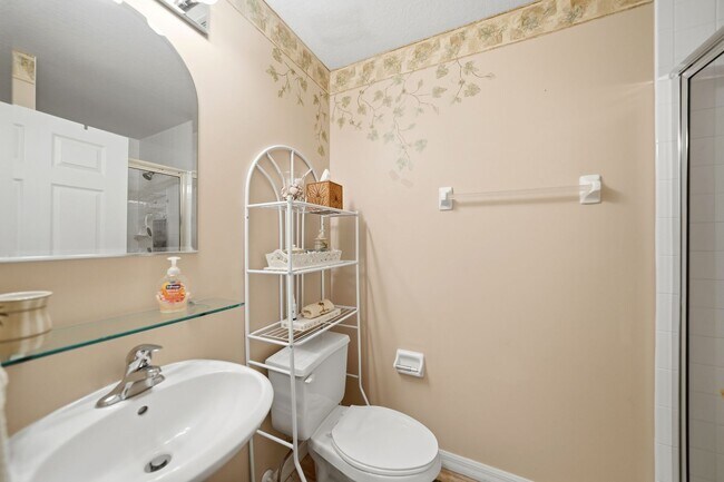 Foto del edificio - FOUNTAIN COURT CONDOMINIUM AVAILABLE FOR 2027 SEASON-HEART OF PUNTA GORDA