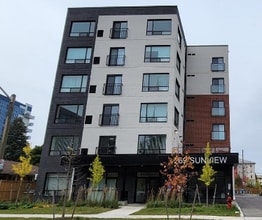 Building Photo - 269 Sunview St