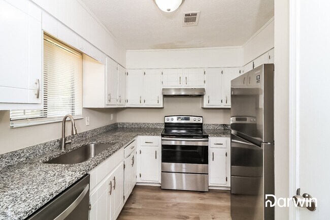 Building Photo - 6961 Apache Ln
