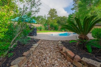 Building Photo - 10 Delphinium Pl