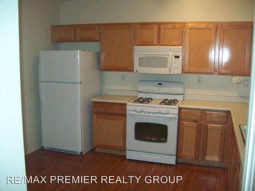 Building Photo - 3408 Conan St