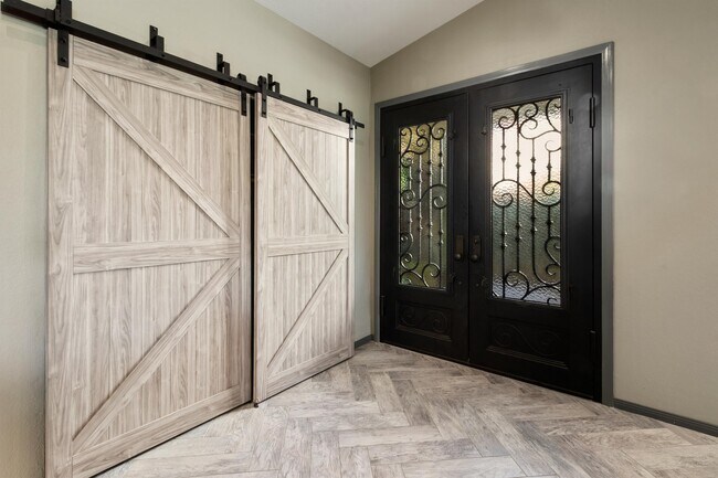 Building Photo - 49460 Ave Club La Quinta