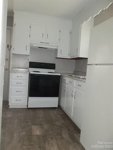 Foto del edificio - 4038 Winfield Dr