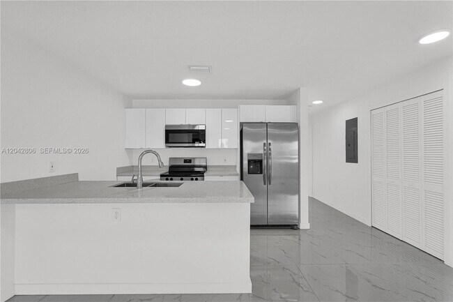 Building Photo - 2729 NW 44th St