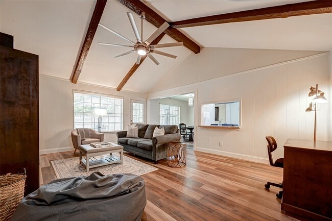 Building Photo - 3903 Hermitage Hollow Ln