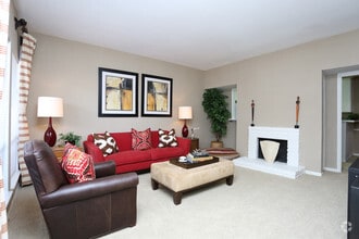 Woodlake Oaks Apartments photo'