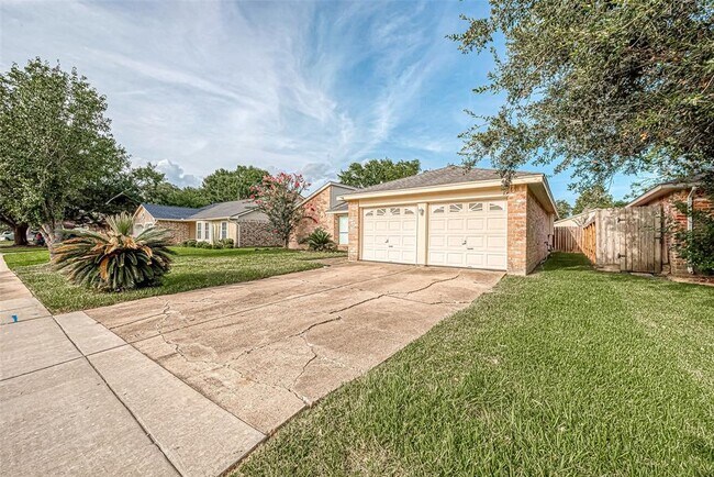 Foto del edificio - 1514 Jo Ann Ln