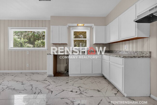 Foto del edificio - 4011 Comanche Rd