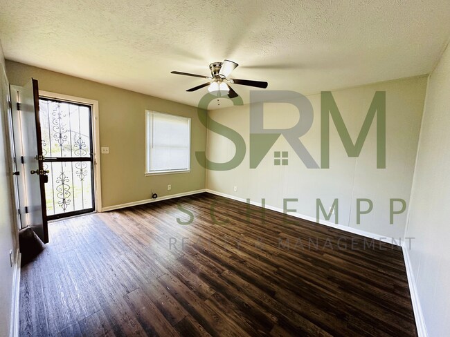 Foto del edificio - Updated 3BR in Okolona- Section 8 accepted