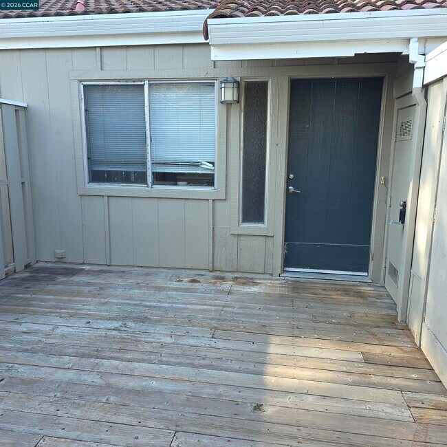 Foto del edificio - 4360 Eagle Peak Rd