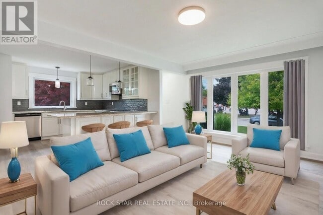 Photo du bâtiment - 16 Wildewood Ave