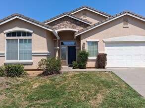 Building Photo - 9964 Prairie Dunes Way