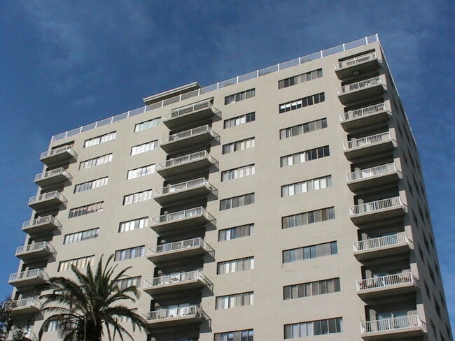 Looking up south side from California Avenue - Santa Monica Bay Towers