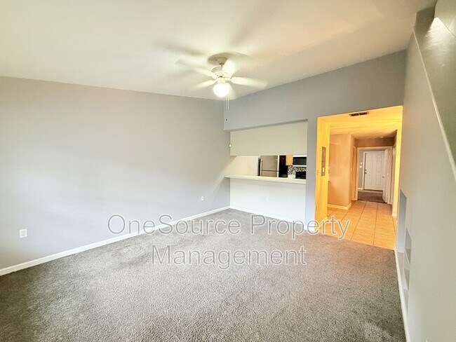 Foto del edificio - 2738 W Tharpe St