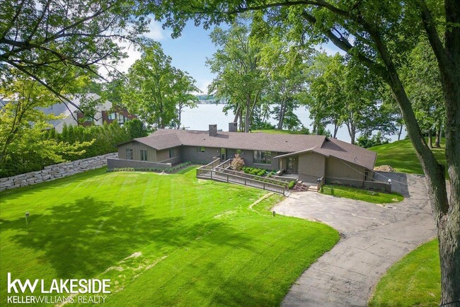 Building Photo - 4550 Dow Ridge Rd