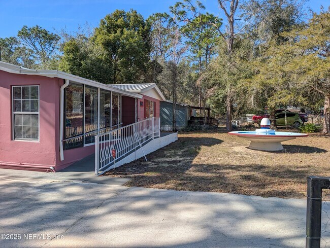 Building Photo - 231 5th Way