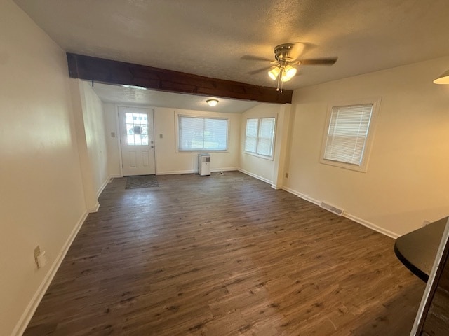 Building Photo - 476 Playland Pky