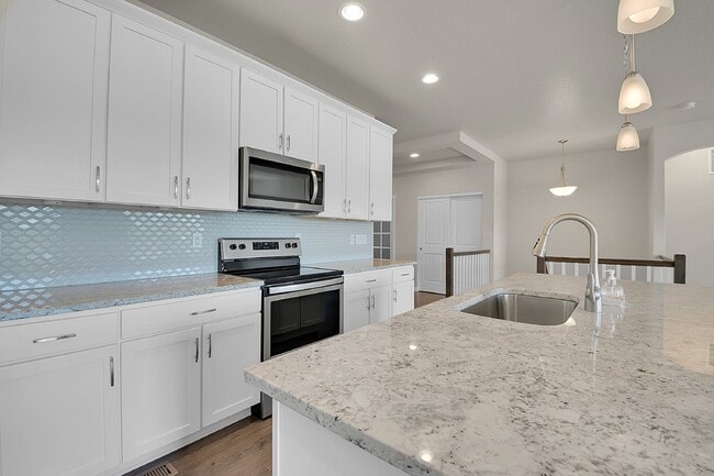 Photo - $2,895.00 - $500 OFF First Month's Rent - ... Apartment