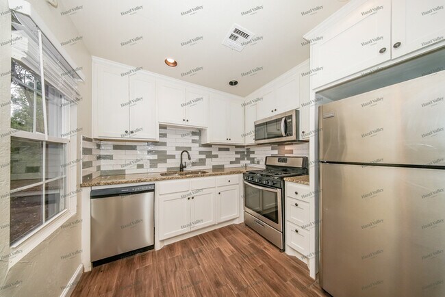 Building Photo - 2341 NW 33rd St