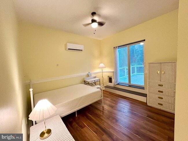 Foto del edificio - 1440 Hartwood Rd