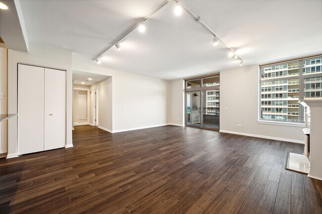 Foto del edificio - 530 N Lake Shore Dr