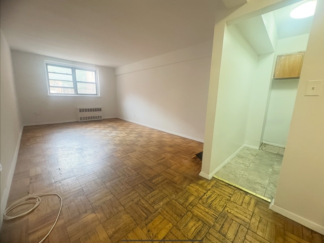 Foto del edificio - 4305 49th St