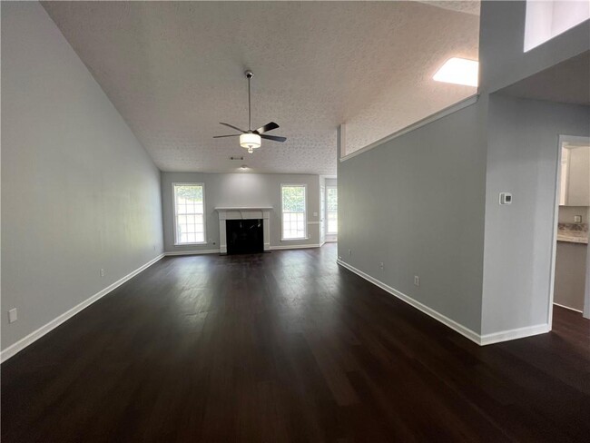 Foto del edificio - 3846 Walnut Grove Way