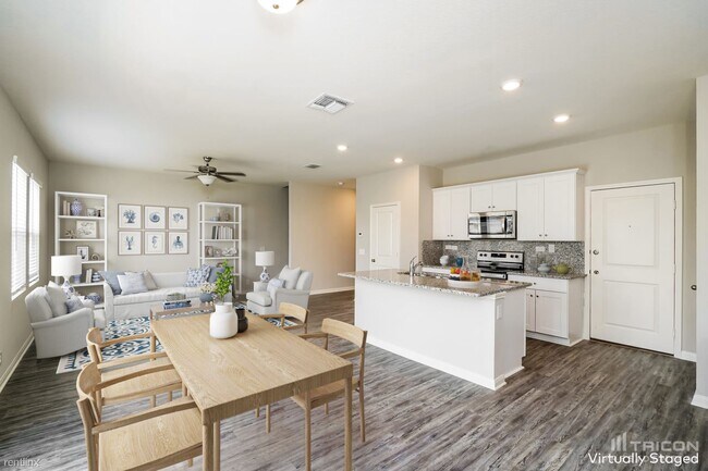 Building Photo - 14350 Palm Ridge
