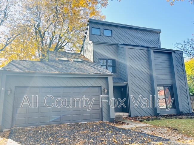 Foto del edificio - 1134 Lakeside Ct