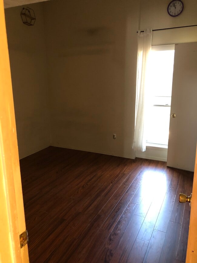 Foto del edificio - 2015 Fleur De Lis Ct